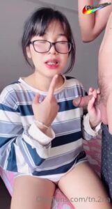 สาวหุ่นเซ็กซี่โดนควยยาวใหญ่ยำหีสดแรงๆ ซอยไม่ยั้งแตกในคาห้อง