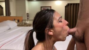 นักเรียนควยใหญ่ซอยหีครูฝรั่งนมยักษ์ท่าหมาแตกในคาห้องนอน