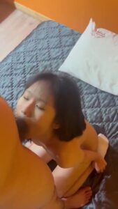 คลิปหลุด น้องหมวยหุ่นโคตรดี โดนแฟนควยใหญ่ซอยหีแตกในคาห้องนอน