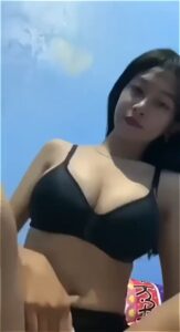 น้องหุ่นนักกีฬา นมใหญ่เด้งโคตร ซอยหีลึกเงี่ยนจนน้ำแตกพุ่งคาห้องนอน