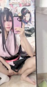 คลิปหลุด JAV สาวญี่ปุ่นตัวเล็กคอสเพลย์ ซอยหีด้วยดิลโด้ยาวใหญ่ เสียวครางลั่นห้องนอน